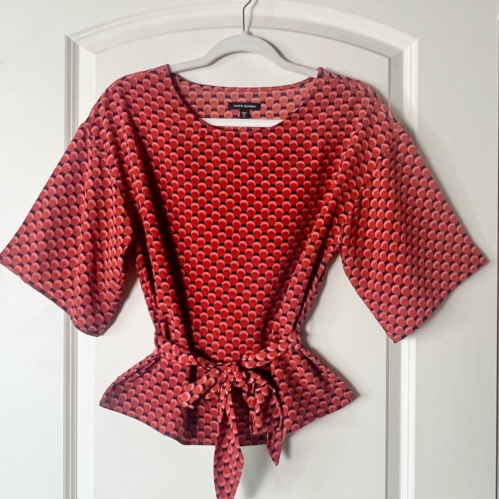Paris Sunday 3/4 sleeve rust and navy print blouse with matching tie belt